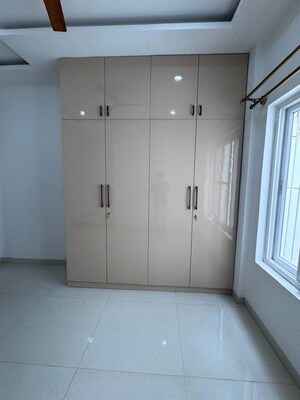Room in 4 BHK Apartment at LGCL Beautiful World, Hennur – for Rent