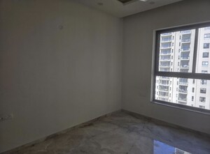 Room in 3.5 BHK Apartment at Century Ethos, Hebbal – for Rent