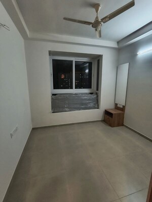 Room in 3 BHK Apartment at Bhartiya City Nikoo Homes 4, Thanisandra Main Road – for Rent