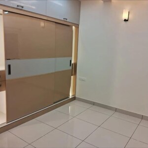 Bathroom in 2 BHK Apartment at Prestige Finsbury Park Regent, Bagaluru – for Rent
