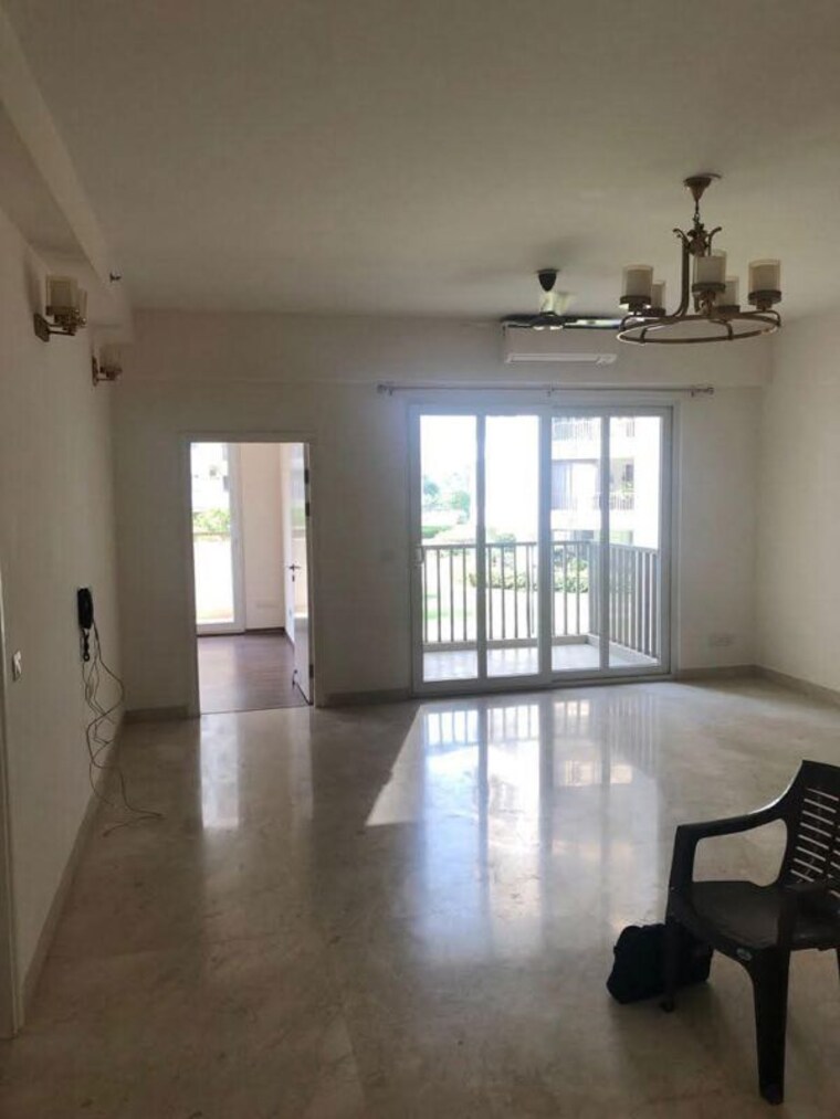 Room, emaar-the-palm-drive-palm-studios 2 Bedroom 1400 Sq.Ft. Apartment In Sector 66 Gurgaon 10630376