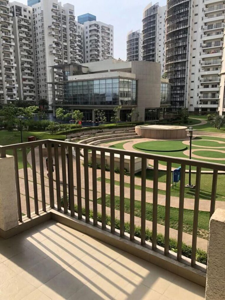 Balcony, emaar-the-palm-drive-palm-studios 2 Bedroom 1400 Sq.Ft. Apartment In Sector 66 Gurgaon 10630376