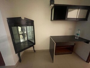Furnished Amenities in 2 BHK Apartment at Golf Links, Vasanth Nagar – for Rent