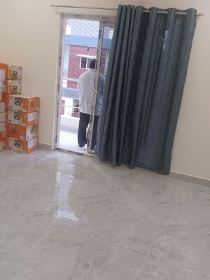 Room in 3 BHK Apartment at Narsingi – for Rent