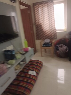 Living Room in 2 BHK Apartment at Alkapuri – for Rent