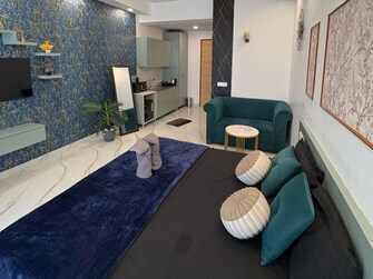 3 BHK 1300 Sq.Ft. Apartment in Gaur City 7th Avenue