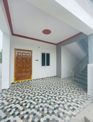 Parking in 2 BHK Independent House at Hukumpet – for Sale