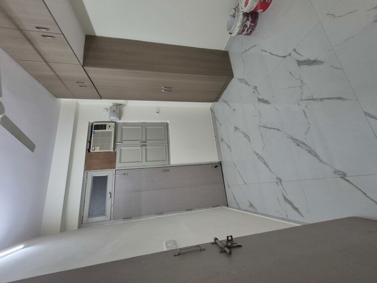 Bathroom, mayur vihar 2.5 Bedroom 650 Sq.Ft. Builder Floor In Mayur Vihar Delhi 10632378