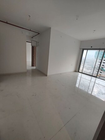 2 BHK Apartment For Rent in Pratham 5TH Element in Andheri West, Mumbai