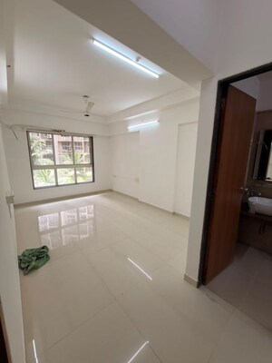2 BHK Apartment For Rent in Prescon Midtown Bay, Mahim West