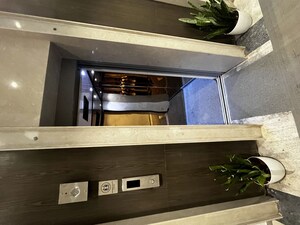 Furnished Amenities in 2 BHK Apartment at Siddha Sky, Sion – for Rent