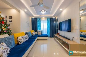 Kitchen in 3 BHK Builder Floor at Sector 104 – for Sale