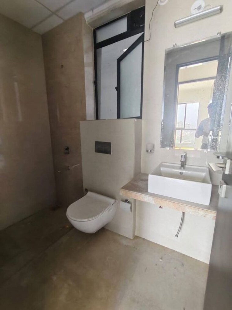 Bathroom, kaveri-chs-andheri-west 2 Bedroom 650 Sq.Ft. Apartment In Andheri West Mumbai 10631956