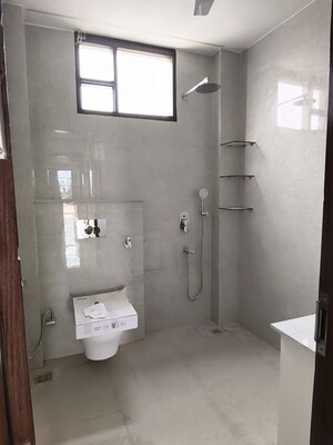 Bathroom in 1 BHK Builder Floor at Malviya Nagar – for Rent
