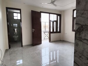 Room in 1 BHK Builder Floor at Malviya Nagar – for Rent