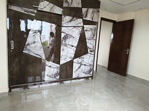 Team Area in 1 BHK Builder Floor at Malviya Nagar – for Rent