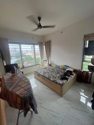 2 BHK Apartment For Rent in Dosti Eastern Bay, Wadala