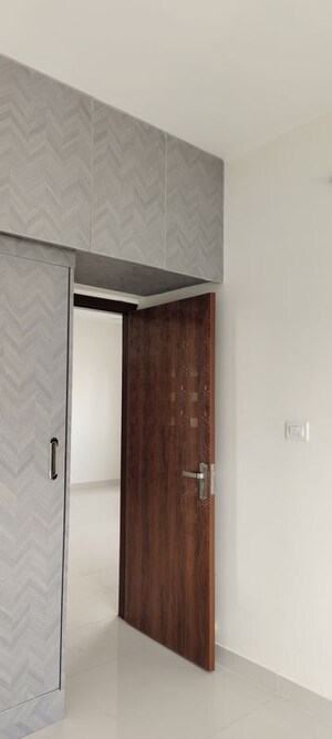 Room in 2 BHK Apartment at Halasuru – for Sale