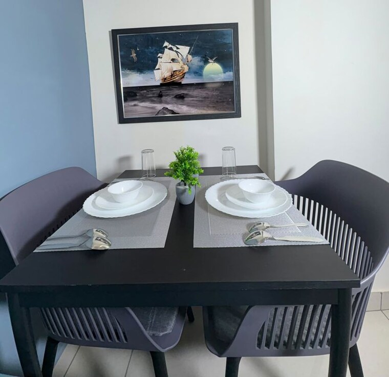 Dining area, mig-khb-colony 1 Bedroom 375 Sq.Ft. Apartment In Koramangala Bangalore 10632593