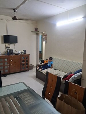 Living Room in 1 BHK Apartment at Vile Parle East – for Rent