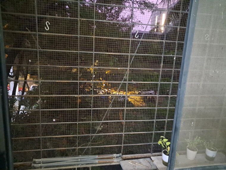 Balcony, vile parle east 1 Bedroom 550 Sq.Ft. Apartment In Vile Parle East Mumbai 10632612