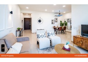 Living Room in 2.5 BHK Apartment at Oberoi Realty Woods, Goregaon East – for Sale