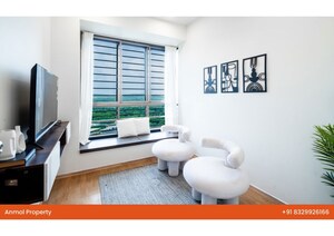 Living Room in 2.5 BHK Apartment at Oberoi Realty Woods, Goregaon East – for Sale