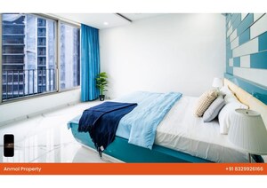 Bedroom in 5 BHK Apartment at Oberoi Realty Esquire, Goregaon East – for Sale