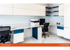 Team Area in 5 BHK Apartment at Oberoi Realty Esquire, Goregaon East – for Sale