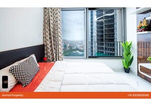 Bedroom in 5 BHK Apartment at Oberoi Realty Esquire, Goregaon East – for Sale