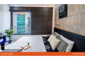 Bedroom in 5 BHK Apartment at Oberoi Realty Esquire, Goregaon East – for Sale