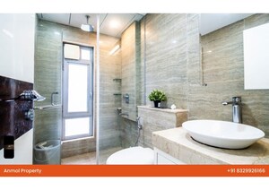 Bathroom in 5 BHK Apartment at Oberoi Realty Esquire, Goregaon East – for Sale