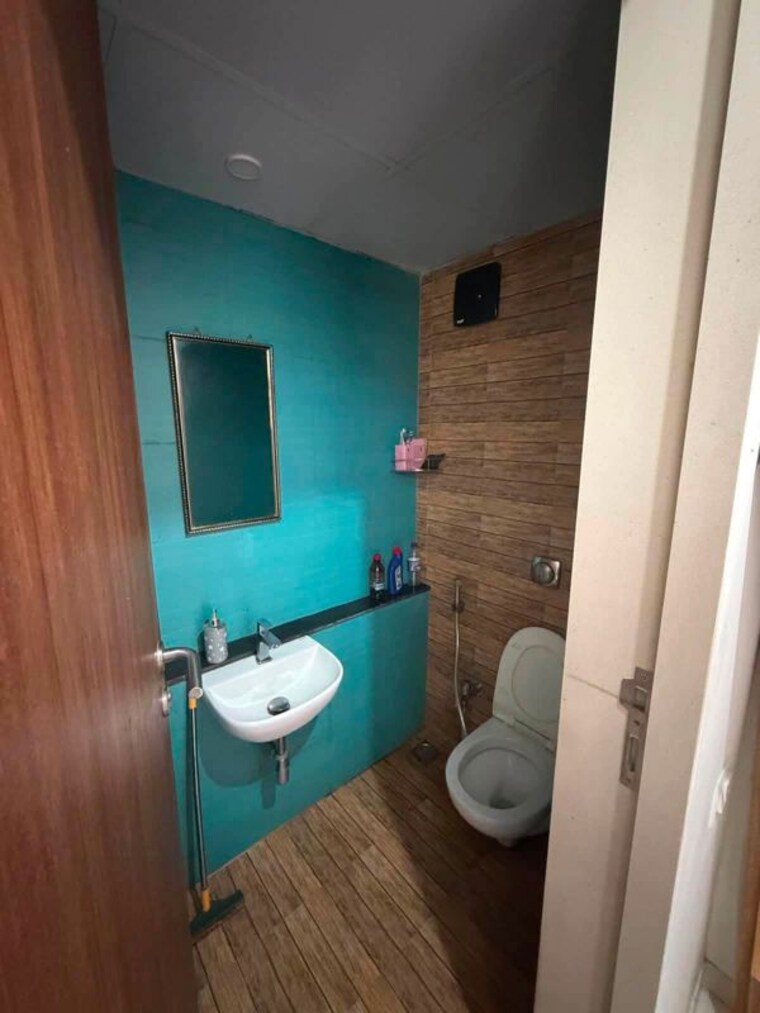 Bathroom, lodha-crown-quality-homes 1 Bedroom 450 Sq.Ft. Apartment In Majiwada Thane 10628769
