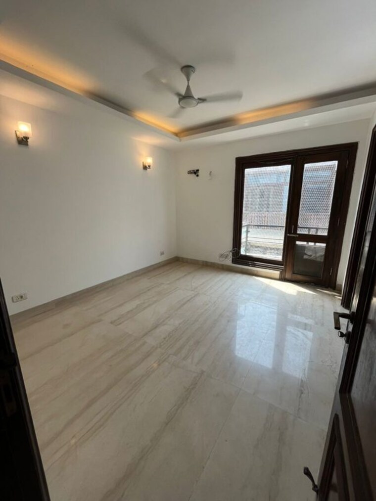 Room, greater kailash i 4 Bedroom 2800 Sq.Ft. Builder Floor In Greater Kailash I Delhi 10632671
