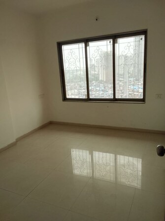 1 BHK Apartment For Sale in Shree Niketan in Kandivali West, Mumbai