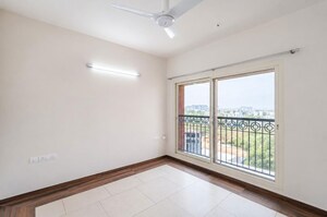 Room in 4 BHK Apartment at Sobha Windsor, Whitefield – for Rent