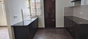 Room in 3 BHK Apartment at Vs Raintree, Halasuru – for Sale