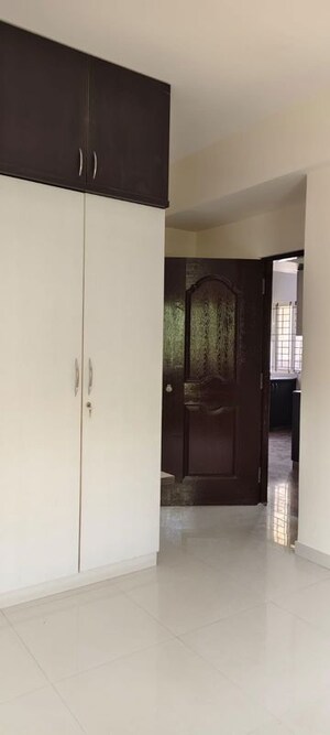 Furnished Amenities in 3 BHK Apartment at Vs Raintree, Halasuru – for Sale