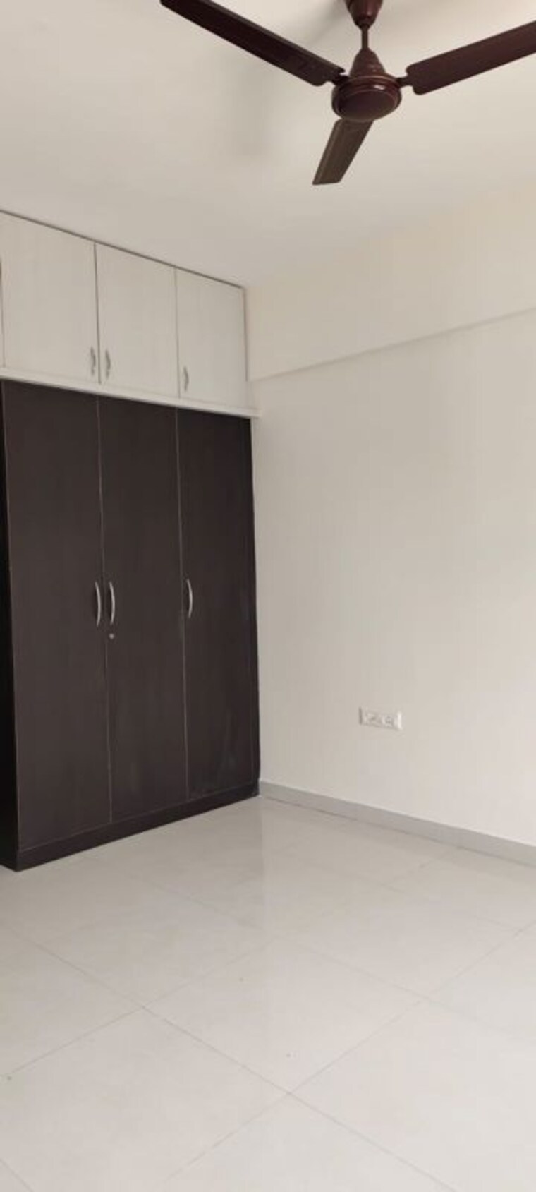 Room, vs-raintree 3 Bedroom 1500 Sq.Ft. Apartment In Halasuru Bangalore 10632680
