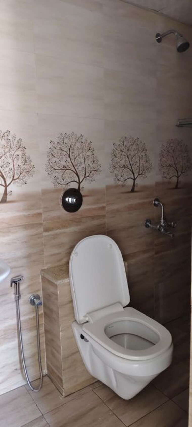 Bathroom, vs-raintree 3 Bedroom 1500 Sq.Ft. Apartment In Halasuru Bangalore 10632680