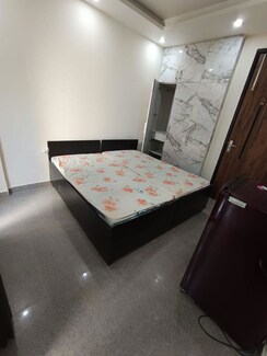 1 RkBuilder Floor For Rent in Sushant Lok I