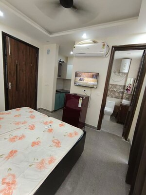 Bedroom in 1 RK Builder Floor at Sushant Lok I – for Rent