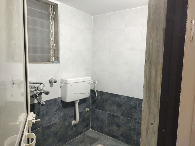 Bathroom, seven-eleven-apna-ghar 1 RK 226 Sq.Ft. Apartment In Mira Road Thane 10632684