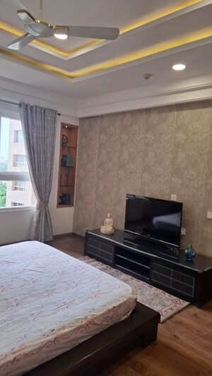 Room in 4 BHK Apartment at Universal Botanika Tower A And B, Gachibowli – for Sale