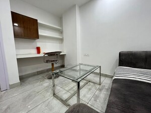 Living Room in 1 BHK Builder Floor at Ansal Sushant Lok I, Sector 43 – for Rent