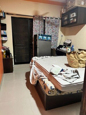 Bedroom in 1 BHK Apartment at Jyoti Complex, Goregaon East – for Rent
