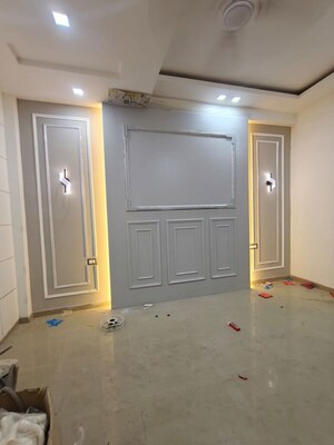 Room in 2 BHK Builder Floor at Vasundhara – for Sale