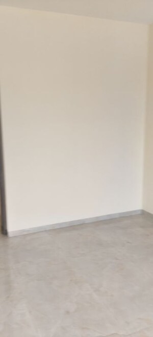 Room in 2 BHK Apartment at IM Applaud 38, Goregaon East – for Rent