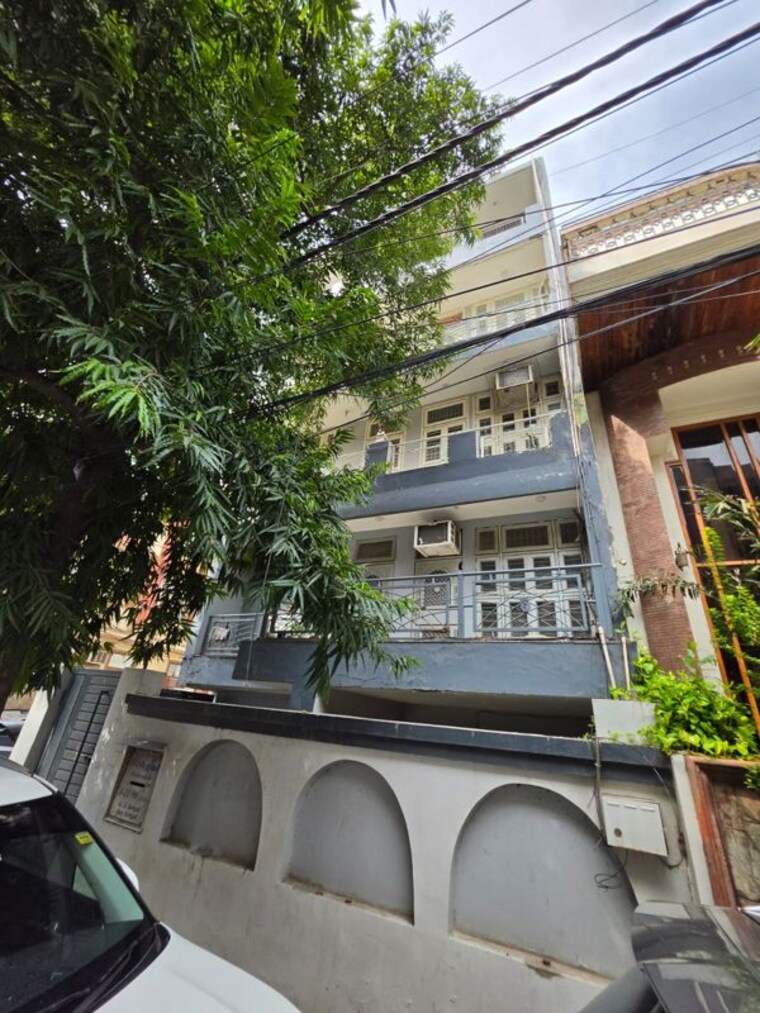 Exterior View, rajouri garden 3 Bedroom 1800 Sq.Ft. Builder Floor In Rajouri Garden Delhi 10511596