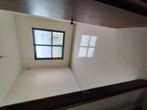 Room in 2 BHK Apartment at Kalpataru Srishti Namaah, Mira Road – for Rent